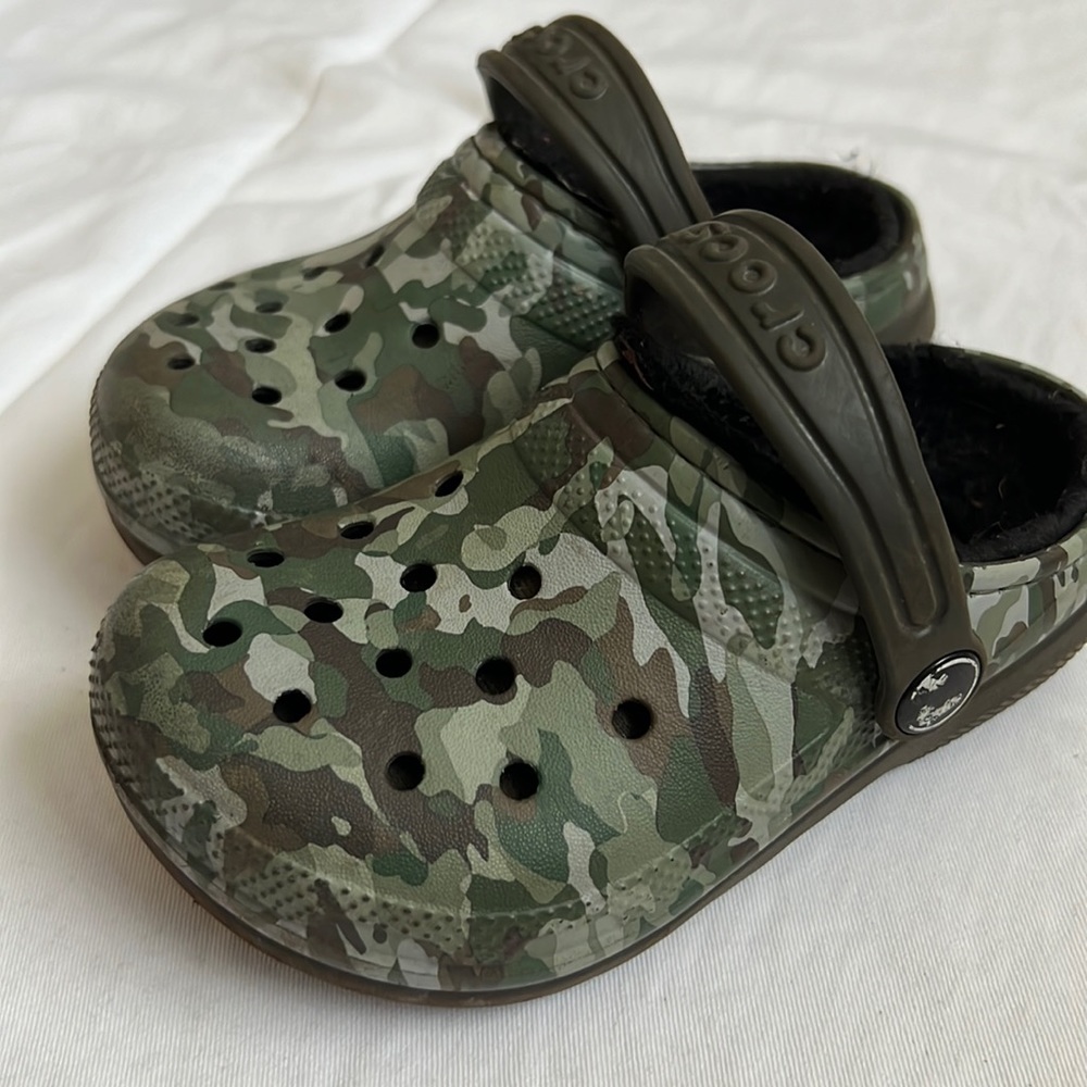 KIDS’ CLASSIC LINED CLOG, little kids size C9